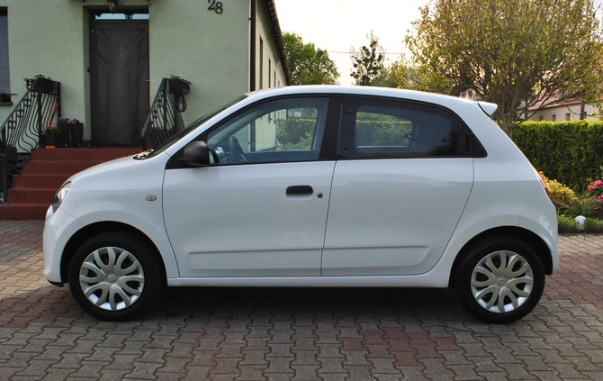 Renault Twingo cena 29555 przebieg: 43000, rok produkcji 2015 z Przedecz małe 781